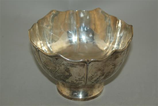 An early 20th century Chinese silver circular rose bowl, 10.5 oz.